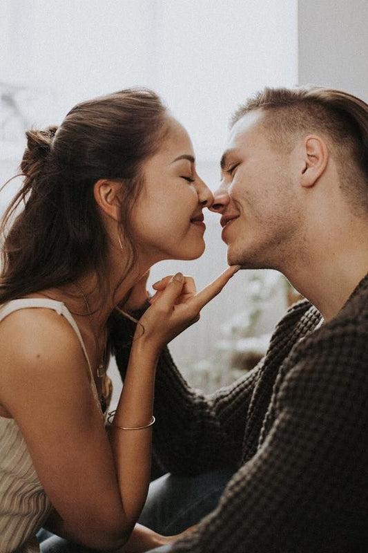 Turning Up the Heat: 4 Sexy Ways to Put on a Condom