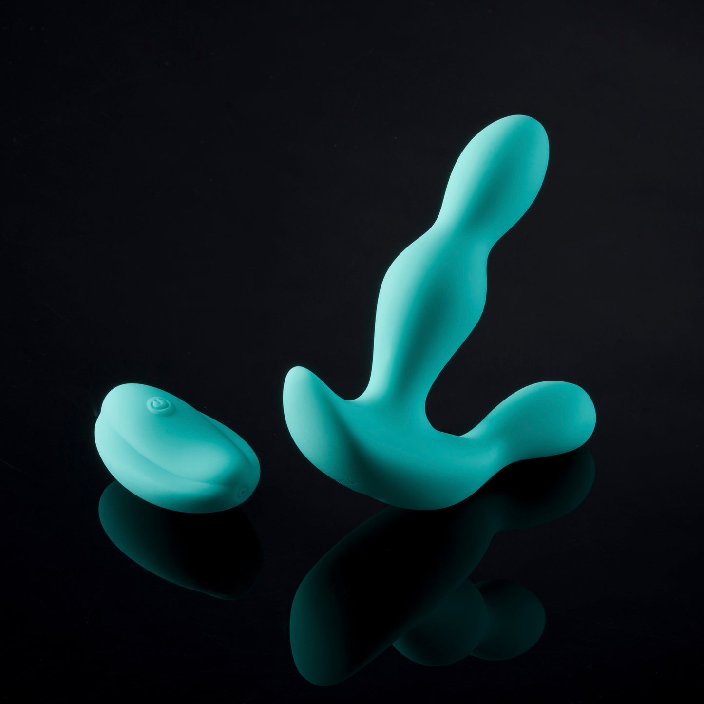 Terry Liquid Silicone Wearable Vibrator